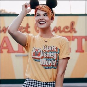 Limited Edition Retro Style Walt Disney World 2019 Rare Vintage Tee Shirt
